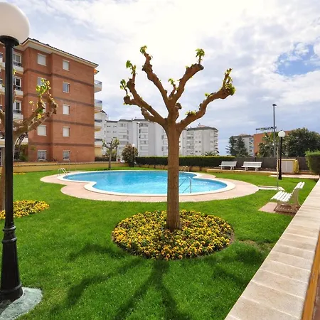 Surfmar Lidia Апартаменти *
